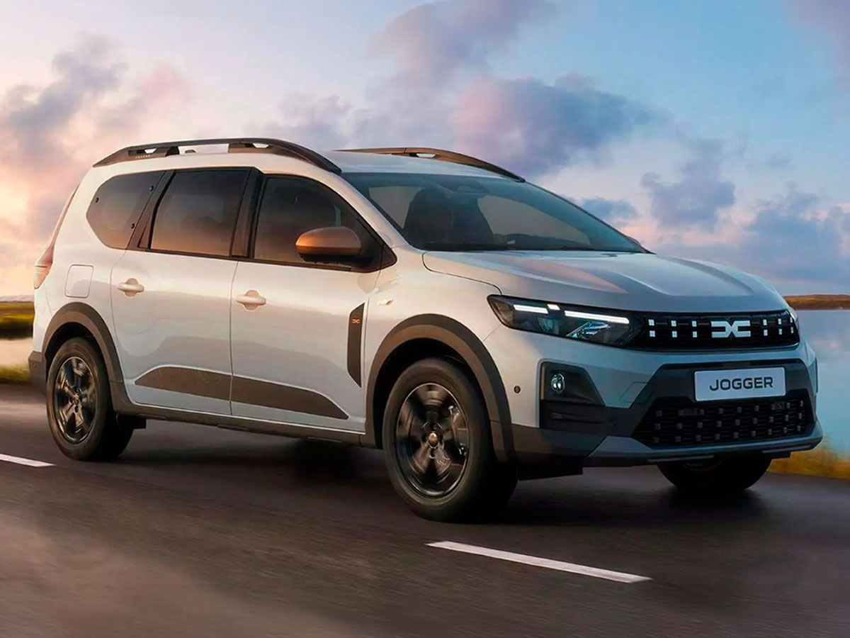 Dacia Jogger de tres cuartos delantero, imagen oficial de la ficha de dacia.es