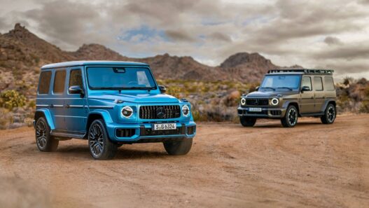 Imagen de dos ejemplares del Mercedes-AMG G 63