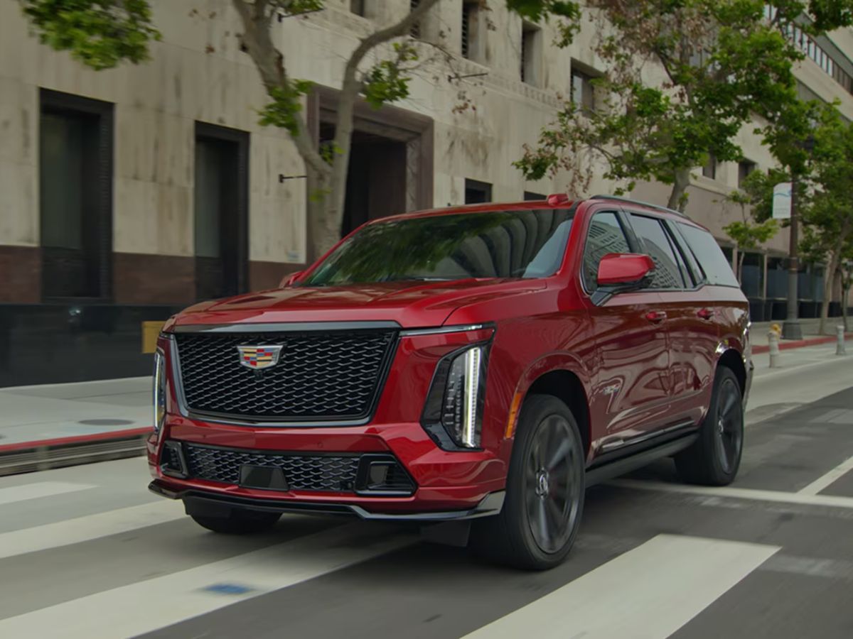 Imagen del Cadillac Escalade V en color rojo