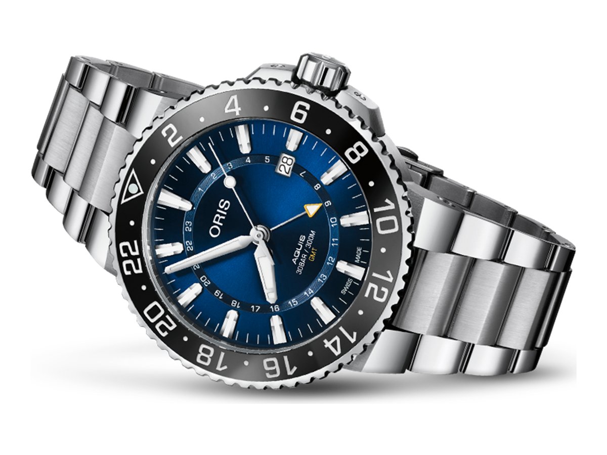 Oris Aquis GMT Date 43,5 mm con esfera azul, bisel cerámico con escala GMT y brazalete de acero