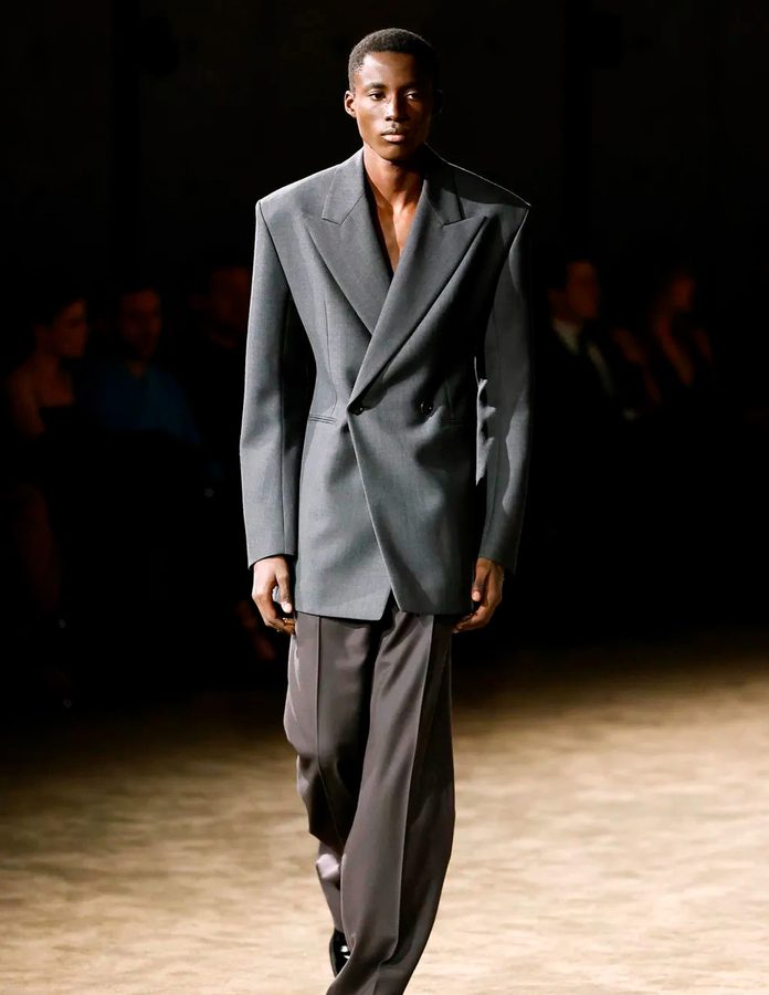 Desfile Saint Laurent otoño 2026